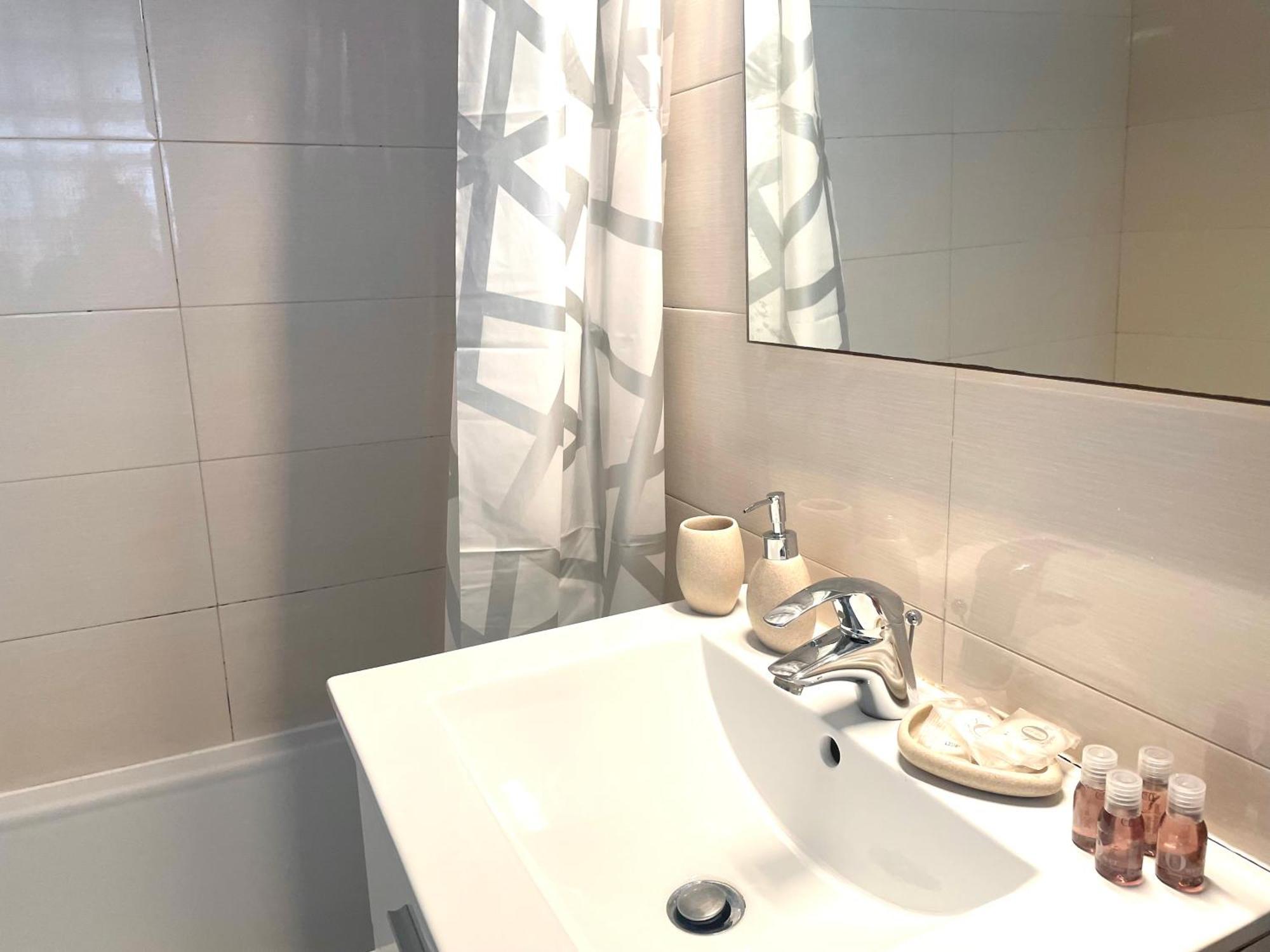 Super Studio In The Heart Of Nice! Экстерьер фото